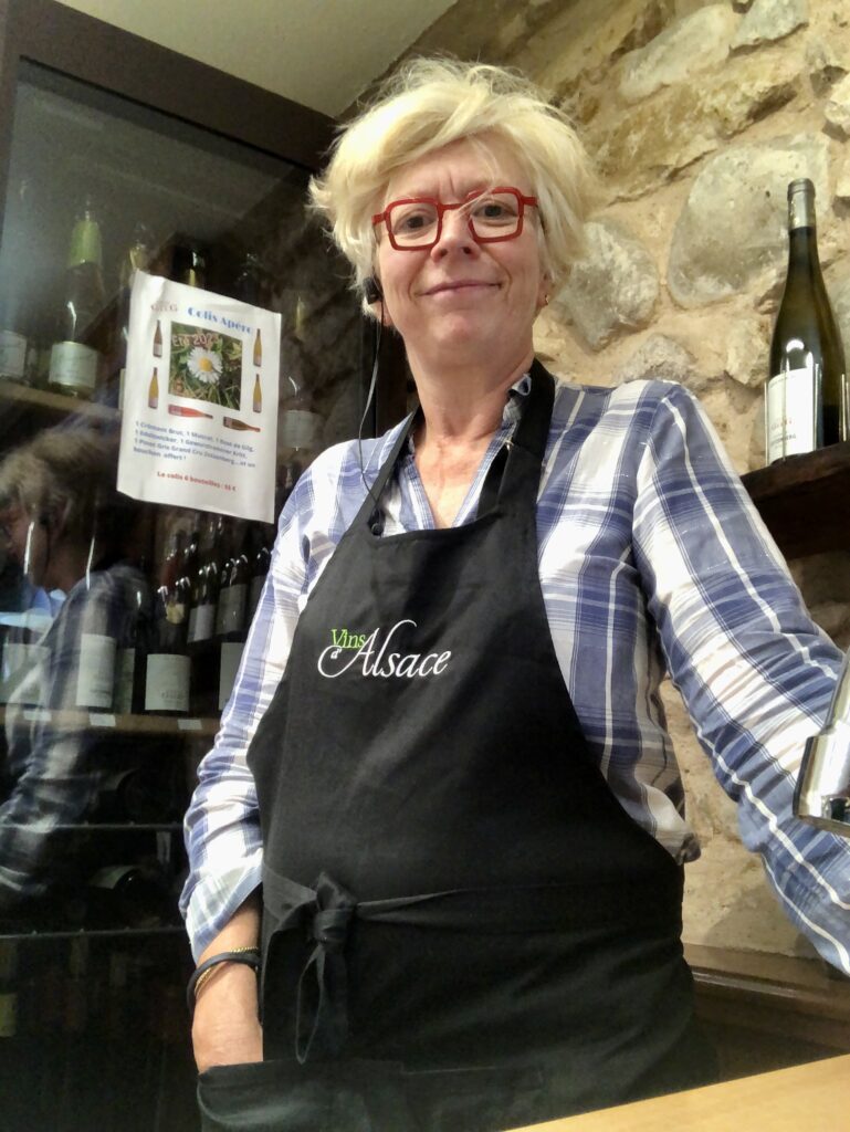 Lau Som tablier noir Alsace